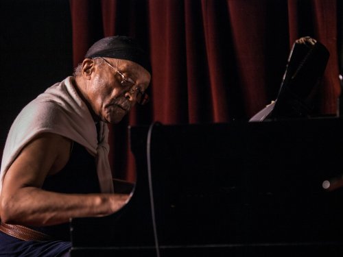 Cecil Taylor by Peter Gannushkin downtownmusic.net