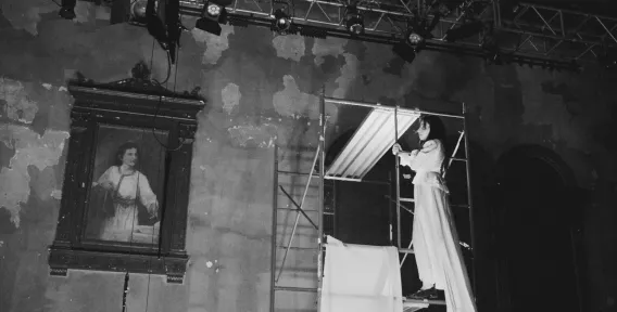 Joni Glam at ISSUE Project Room